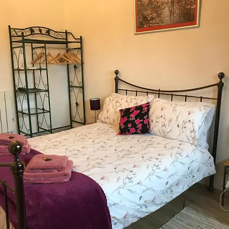 Ferme De Noyes Couette-café Sourdeval