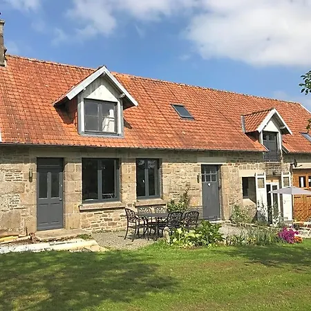 Ferme De Noyes B&B 3*